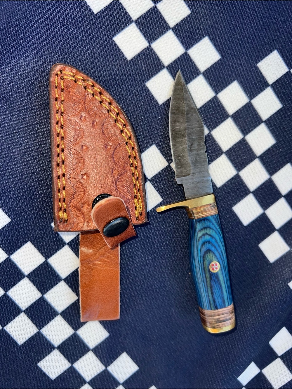 Damascus Handcrafted 6” Knife with Leather‎ Sheath- New